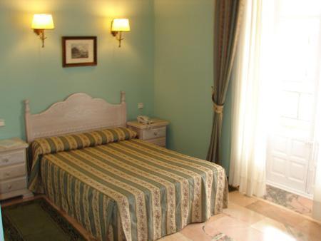 Victoria Hotel Trujillo Bagian luar foto