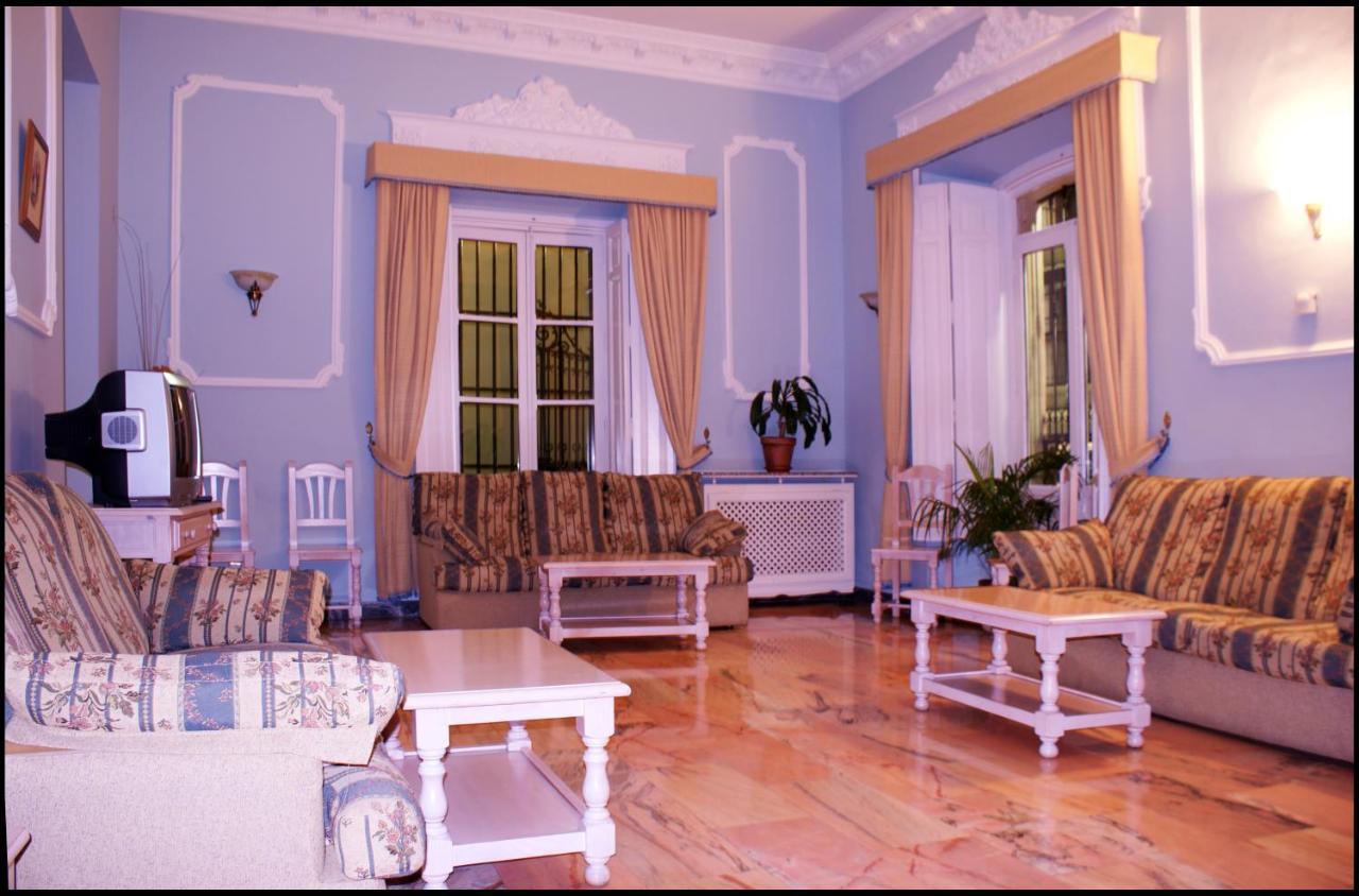 Victoria Hotel Trujillo Bagian luar foto